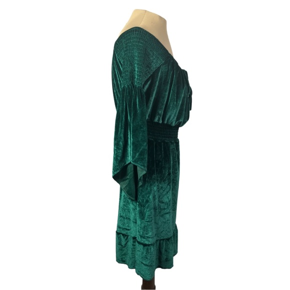 Romwe Green Velour Bell Sleeve Dress - Picture 5 of 6